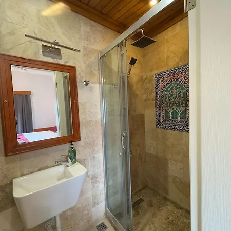 以弗所塞尔丘克城堡景观套房旅馆