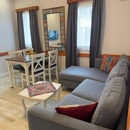 以弗所塞尔丘克城堡景观套房旅馆